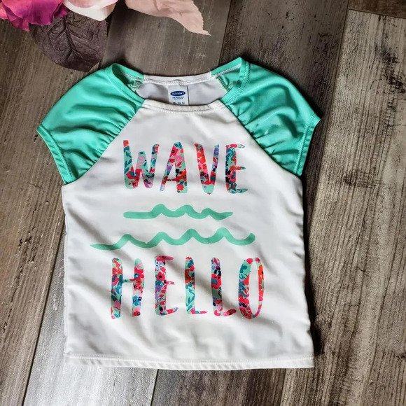 Old Navy Seafoam Green Wave Hello Floral Rash Guard 2 Piece Swimsuit Size 18-24m - Picture 10 of 15